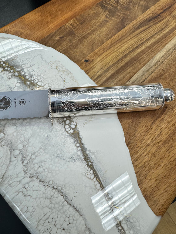 Victorinox serrated challah knife #19