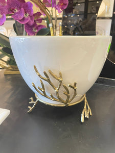 Ceramic salad bowl with gold coral design